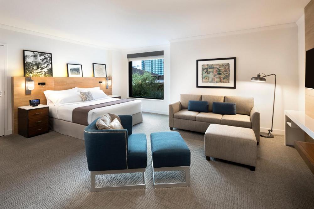 Executive King Room interior